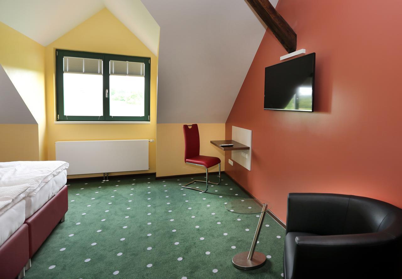 Apartments Golfpark Schlossgut Sickendorf Lauterbach (Hessen) Exterior foto