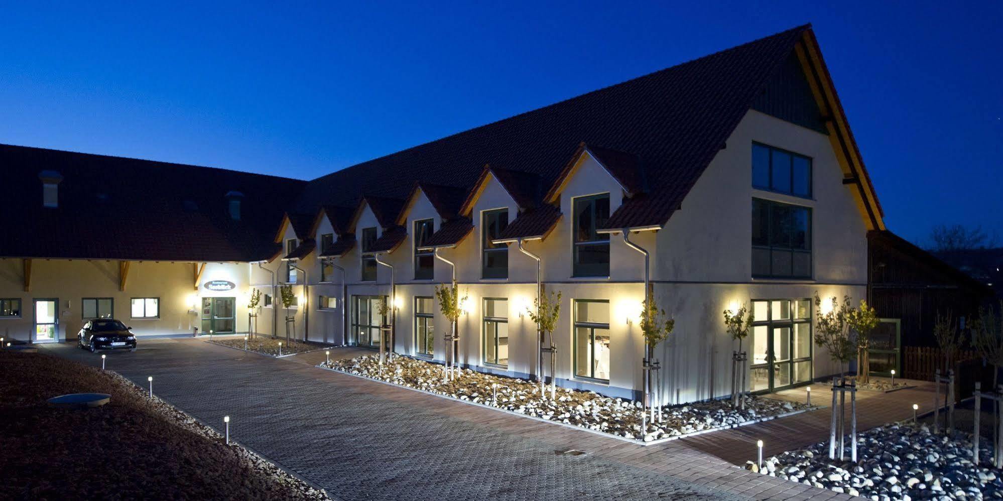 Apartments Golfpark Schlossgut Sickendorf Lauterbach (Hessen) Exterior foto